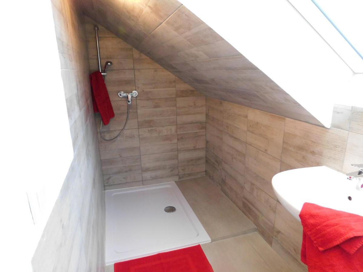 Ferienhaus Astenblick - Ideal Fuer Weihnachtsfeiern Und Familienfeiern Bietet Schlafplaetze Fuer Bis Zu 35 Personen Villa Winterberg Eksteriør bilde