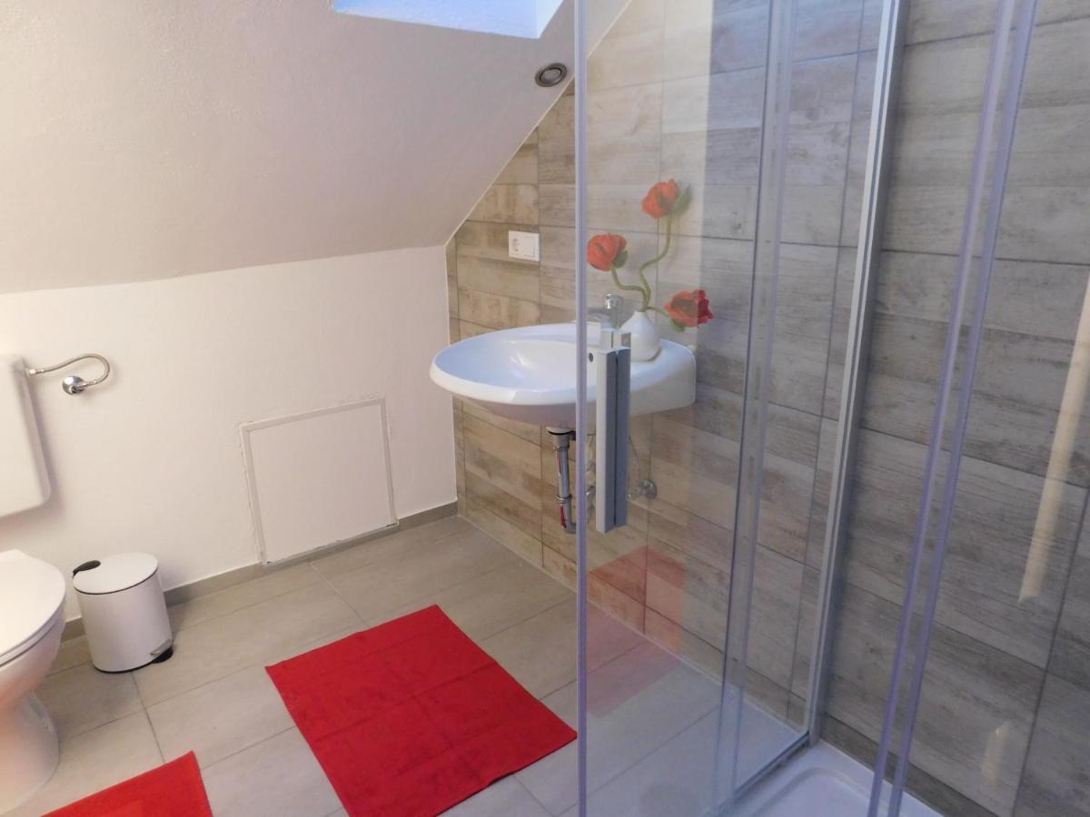Ferienhaus Astenblick - Ideal Fuer Weihnachtsfeiern Und Familienfeiern Bietet Schlafplaetze Fuer Bis Zu 35 Personen Villa Winterberg Eksteriør bilde